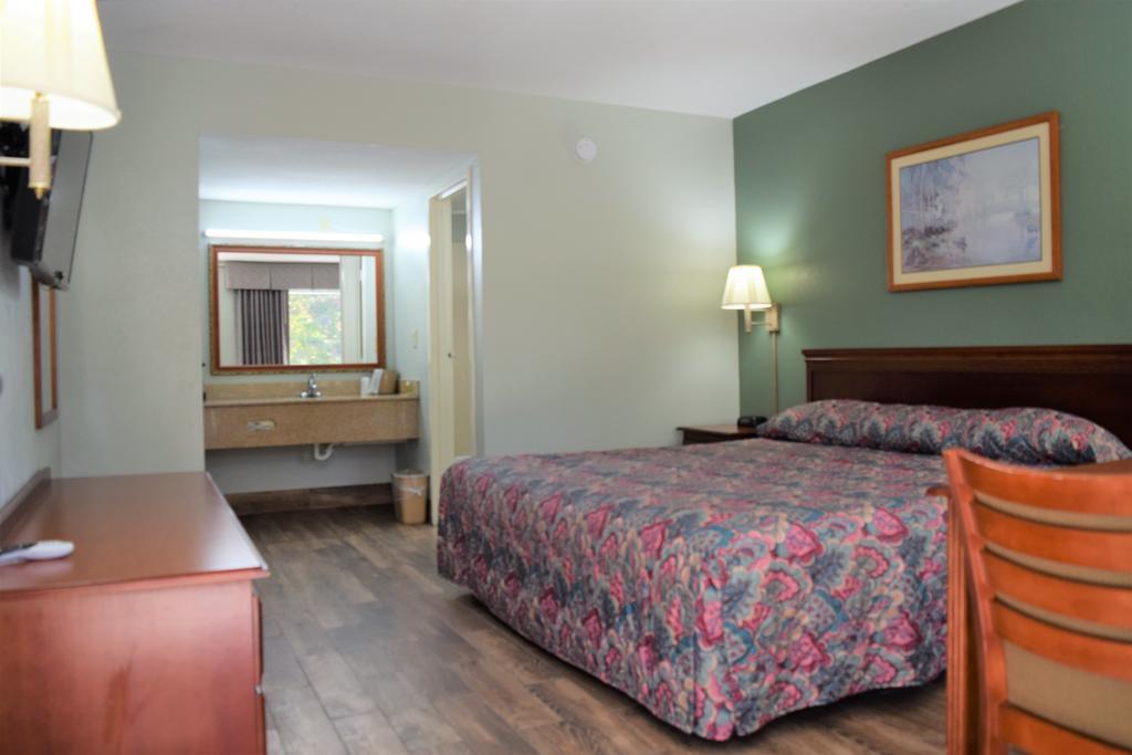 Liberty Inn Waynesboro Eksteriør billede