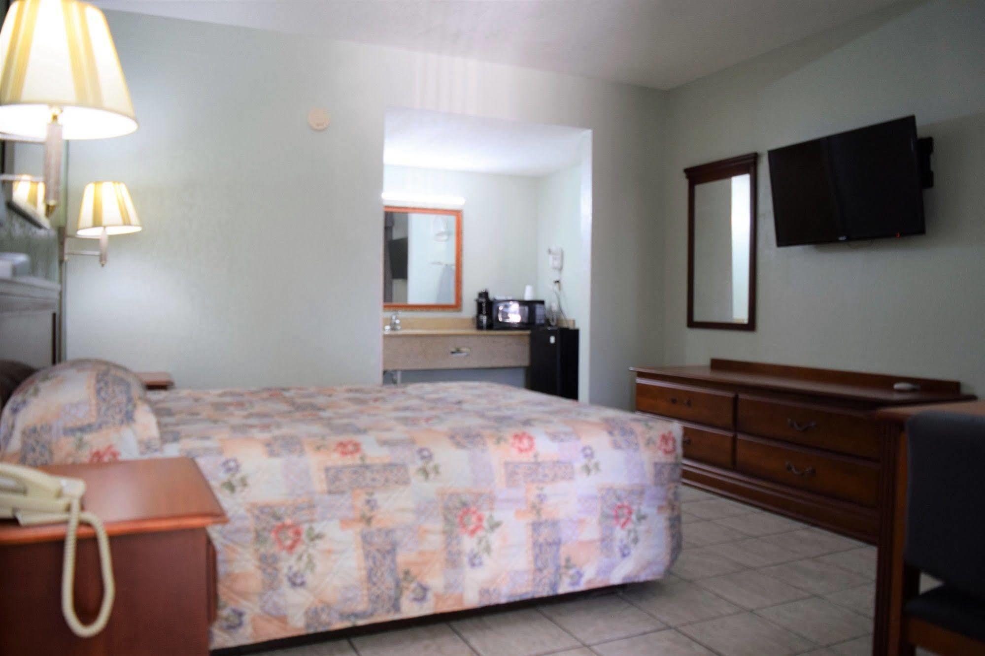 Liberty Inn Waynesboro Eksteriør billede