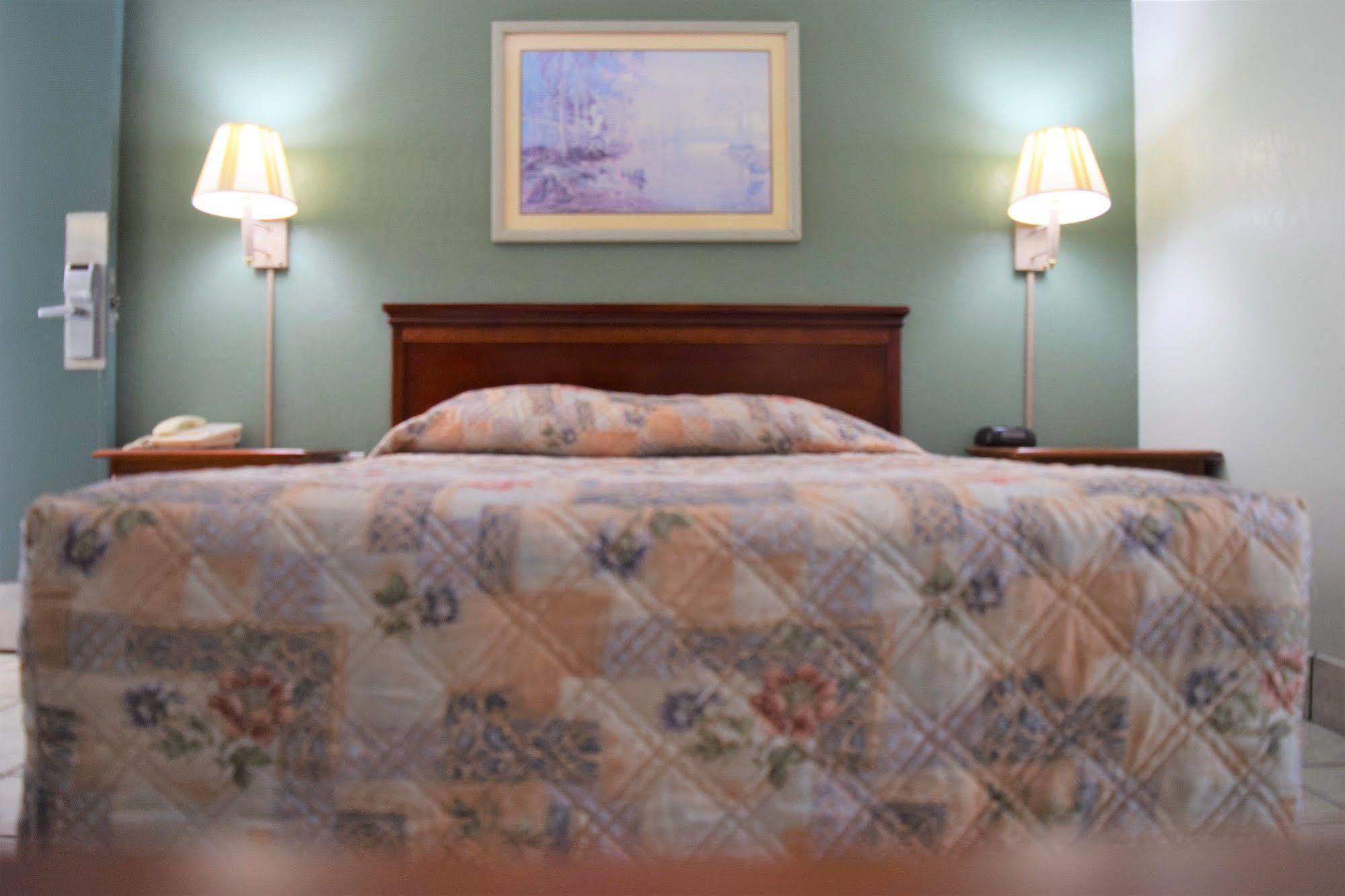 Liberty Inn Waynesboro Eksteriør billede