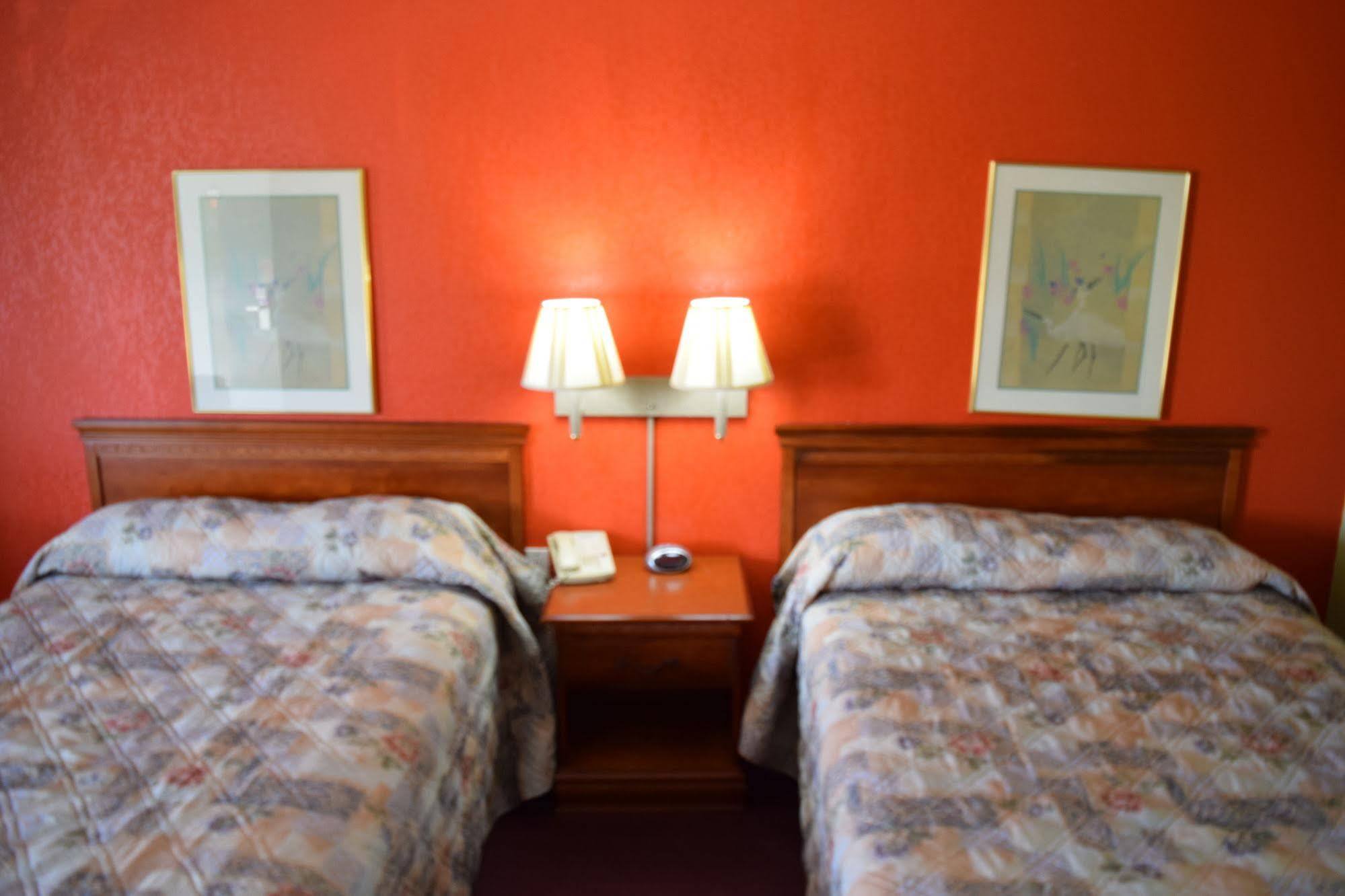 Liberty Inn Waynesboro Eksteriør billede